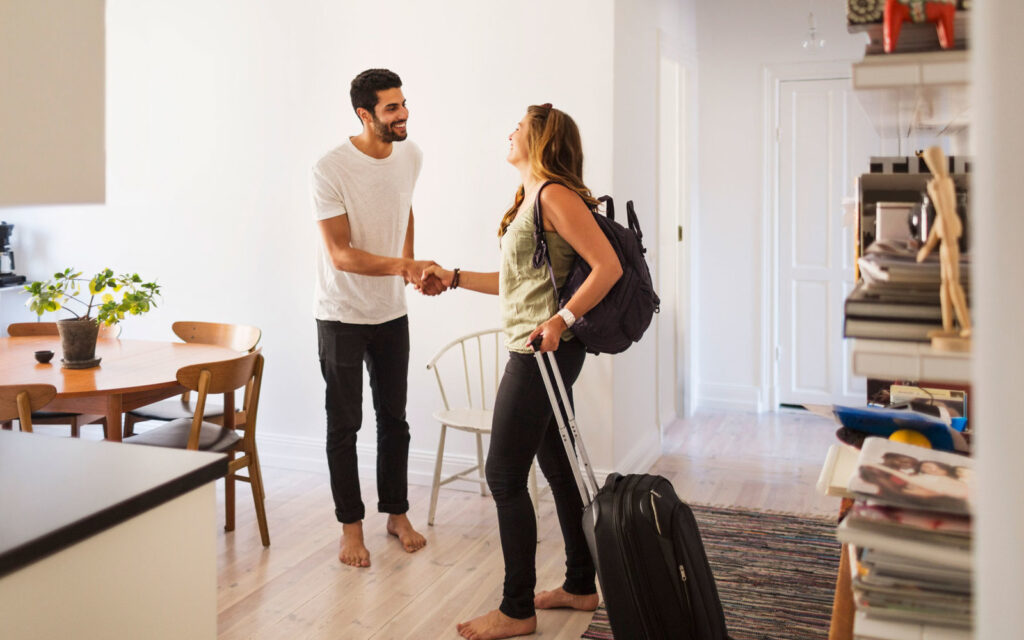 Hotels & Airbnbs