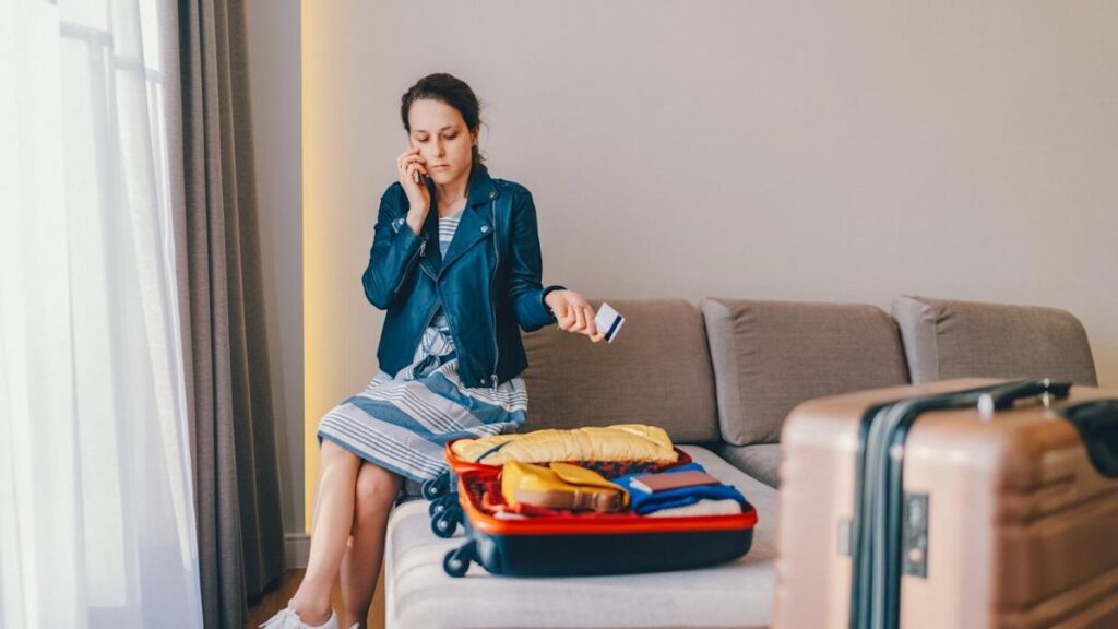 Hotels & Airbnbs