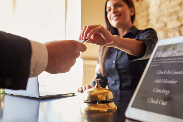 How To Check In Early at a Hotel