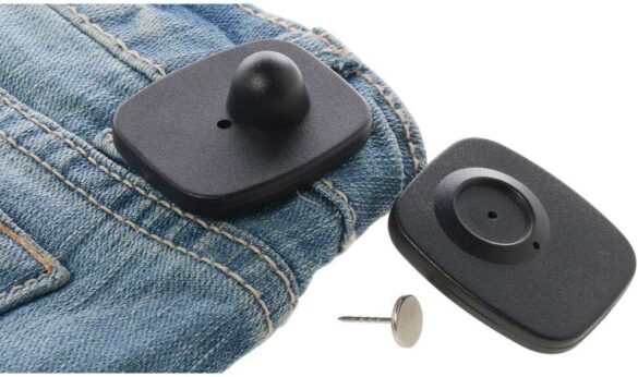 How to Remove a Security Tag From Clothing
